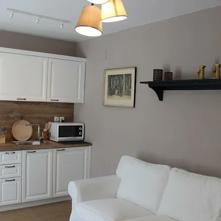 Lira Apartment *